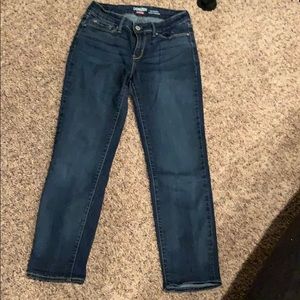 🐙6/$20 Levi’s ankle jeans Dark Wash 6